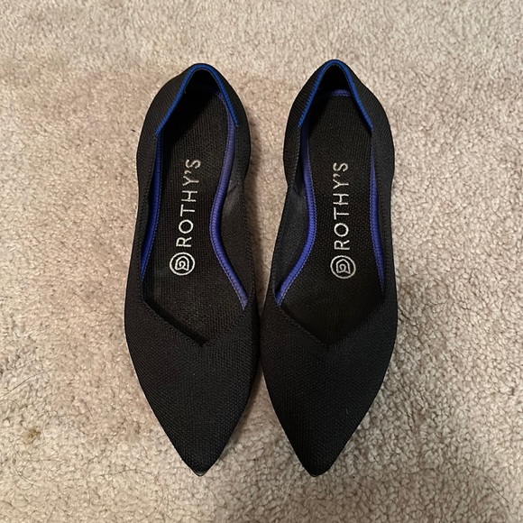 Rothy’s - Picture 1 of 4